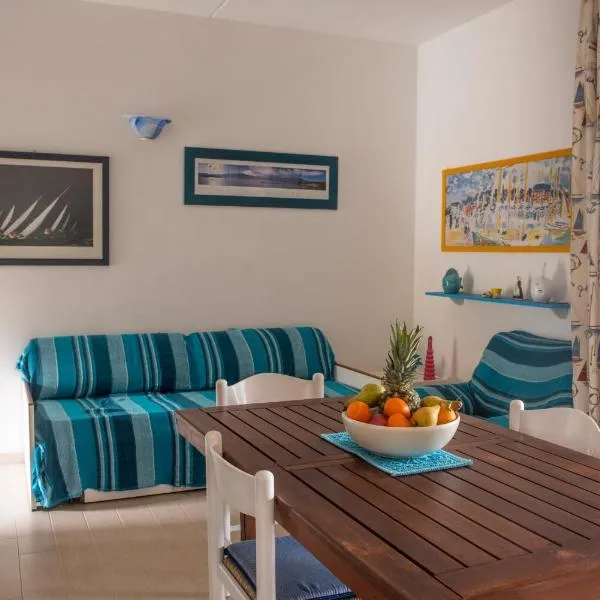 La Pelosa Casa Carla, hotel v destinaci Stintino