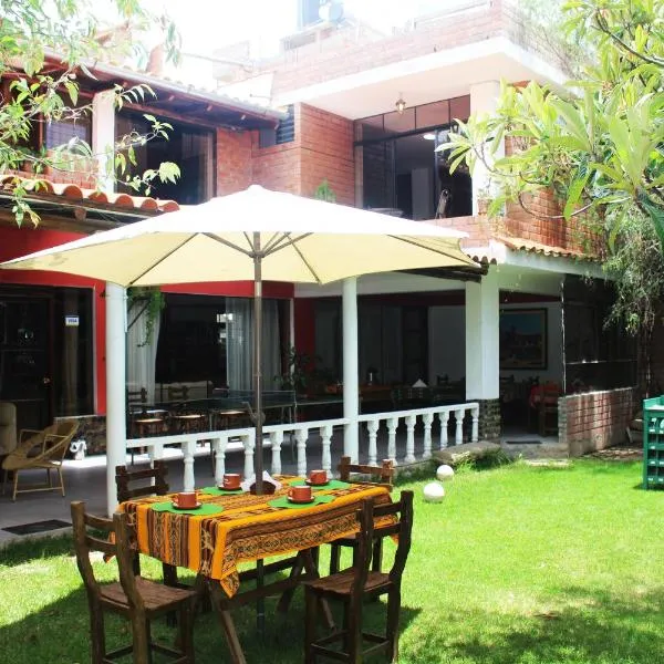 Casa Hospedaje"Los Capulies", hotel v destinaci Carhuaz