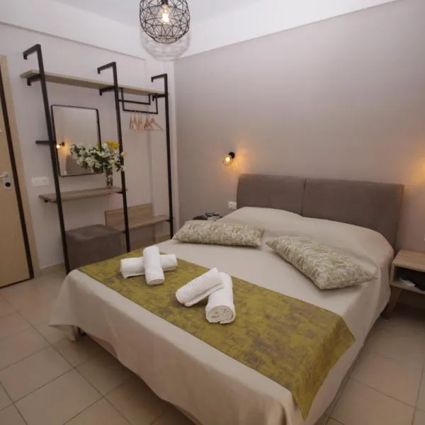 Mr&Mrs Green, hotel i Paradisos