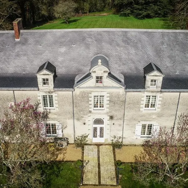 Château de la Grand'cour, готель у місті Héric