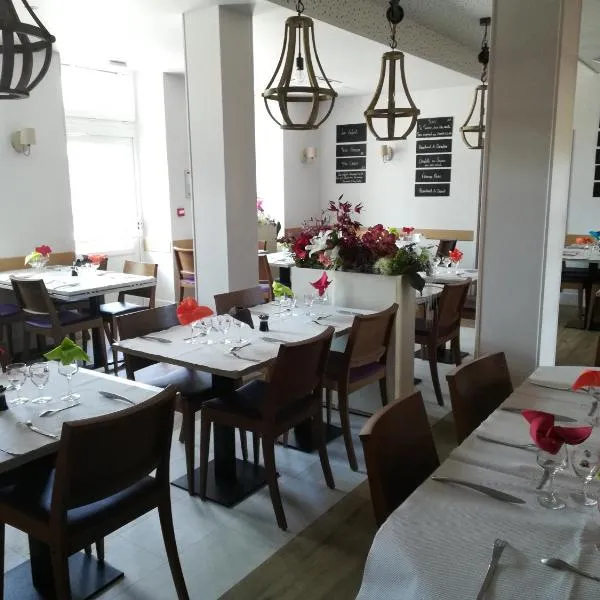 Logis Hôtel de la Poste - Chez Cécile, Hotel in La Grande-Verrière