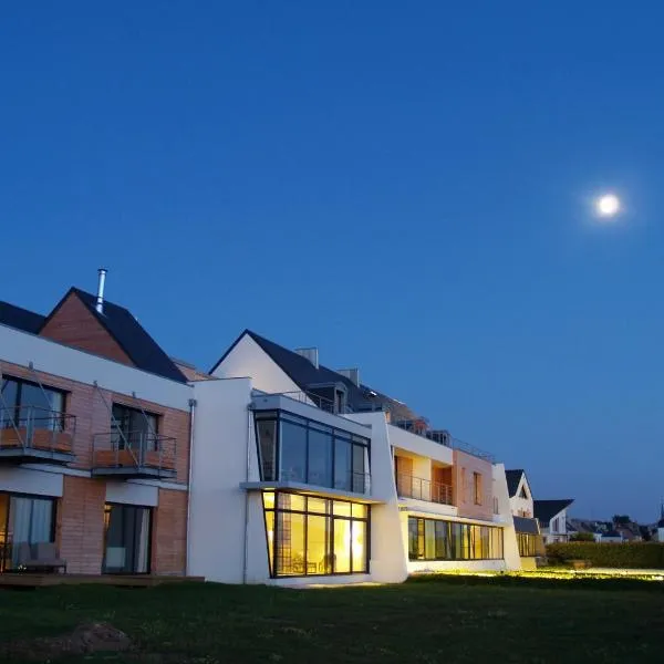 Logis Le Château de Sable, hotel in Landunvez