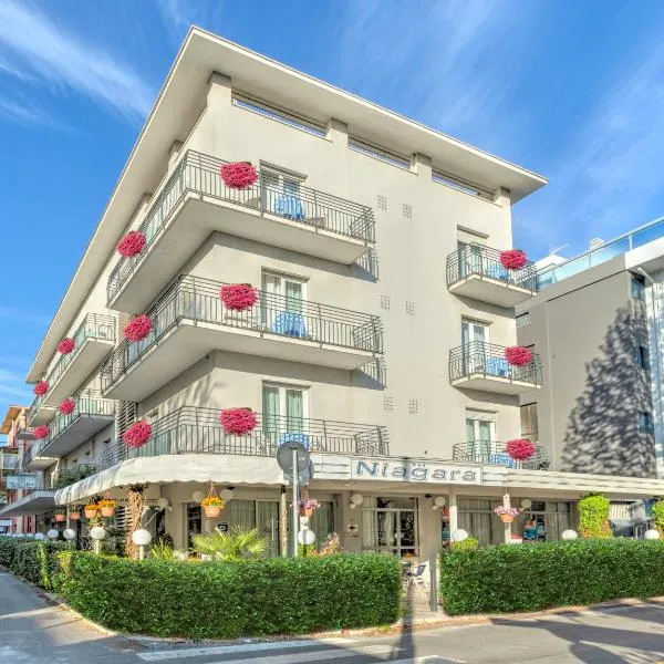 Hotel Niagara Riccione، فندق في ريتشيوني