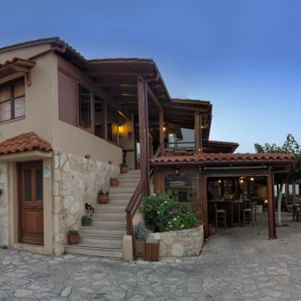 Earino, hotel v destinácii Kato Asites