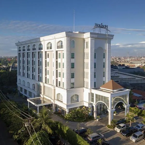 Horison Ciledug Jakarta, hotel in Cileduk 1