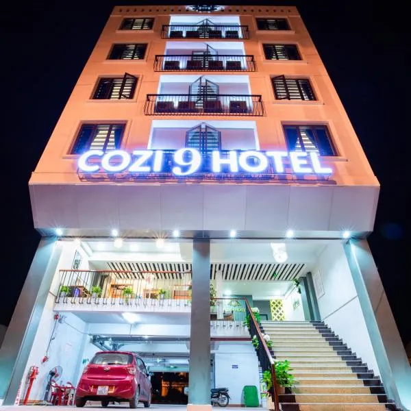 Cozi 9 Hotel, hótel í Tiện Hội