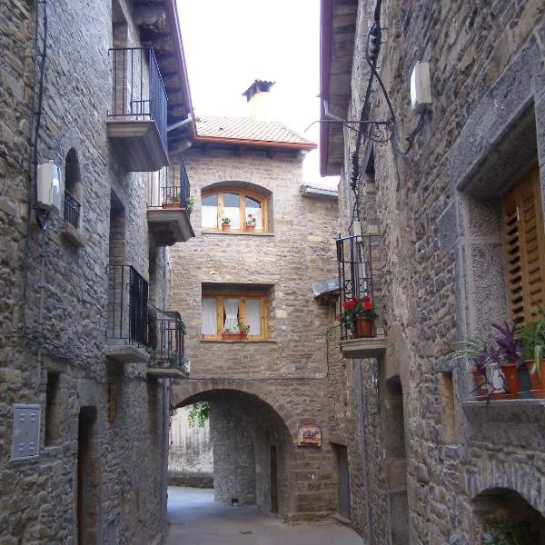 Turismo O Trujar, hotel v destinaci Camporrotuno