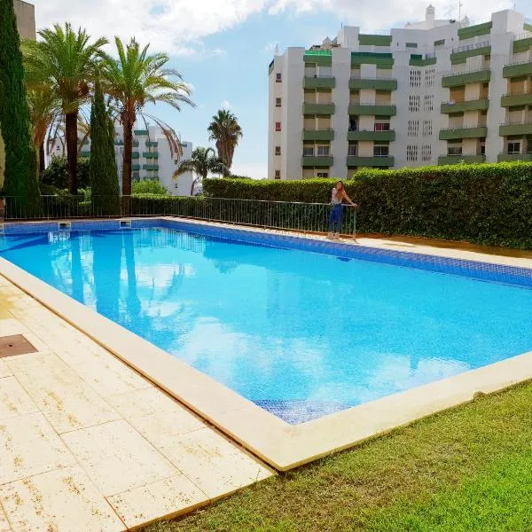 Gorgeous apartment in Portimão, hotel di Portimão