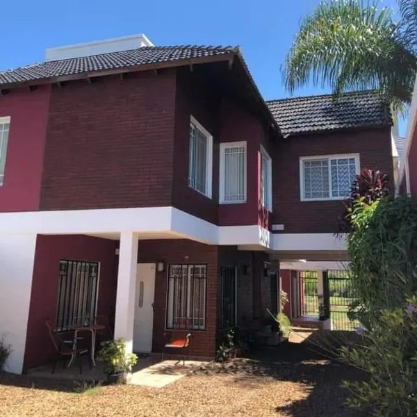 MAU-MAR, hotel em Colón