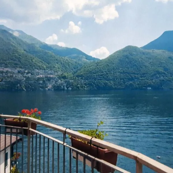 The Terrace on Lake Como, hotel Briennóban