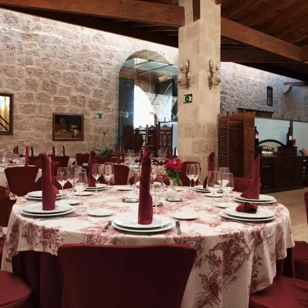 Señorio de Olmillos, hotel v destinaci Olmillos de Sasamón