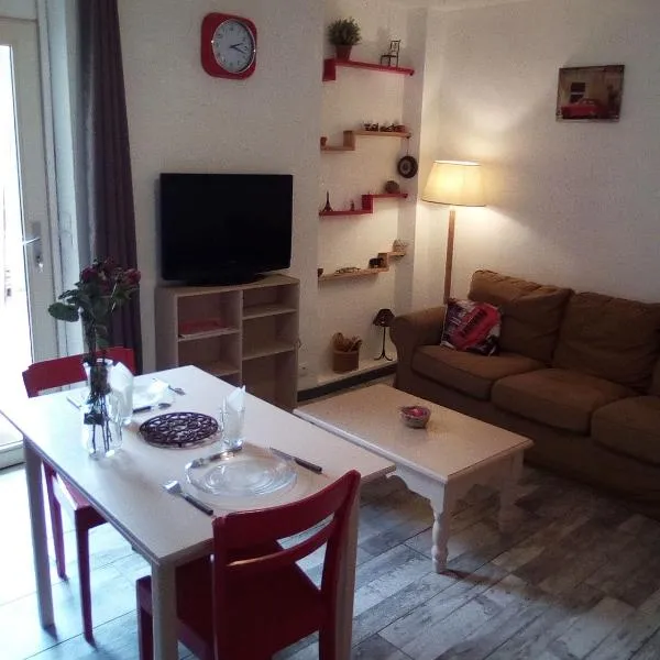 Charmant studio centre ville Mirepoix، فندق في ماريبواه