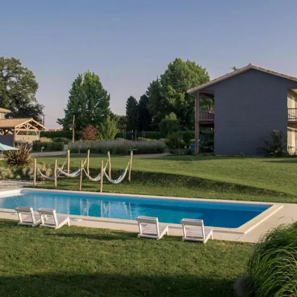 La Petite Couronne, Ecolodge & Lofts – hotel w mieście Saint-Cricq-Chalosse