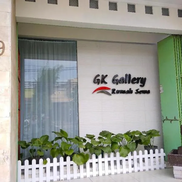 Banyumas에 위치한 호텔 GK Gallery Rumah Sewa
