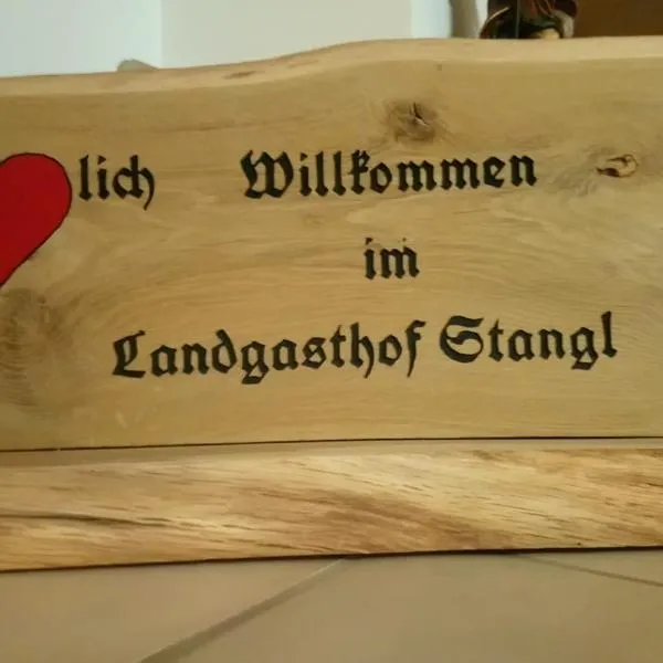 Landgasthof Stangl, hotel em Moosinning