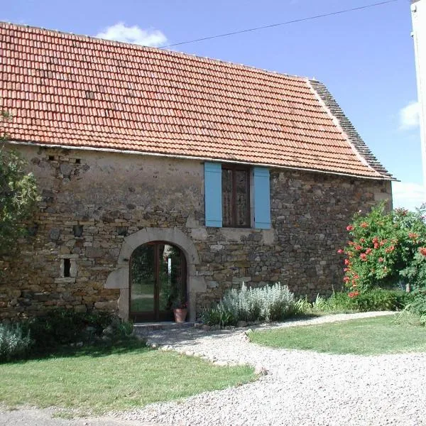 Aveyron West, hotell i Saint-Igest