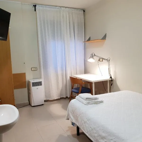 우에스카에 위치한 호텔 Residencial Oscense