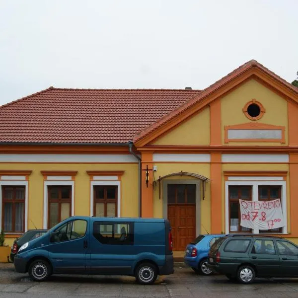 Ubytování U Tajčů, hotel in Dolní Beřkovice