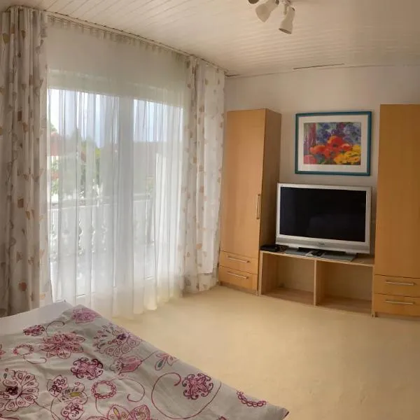 Schöne Zimmer im Zentrum Leben, hotel v destinaci Offenburg