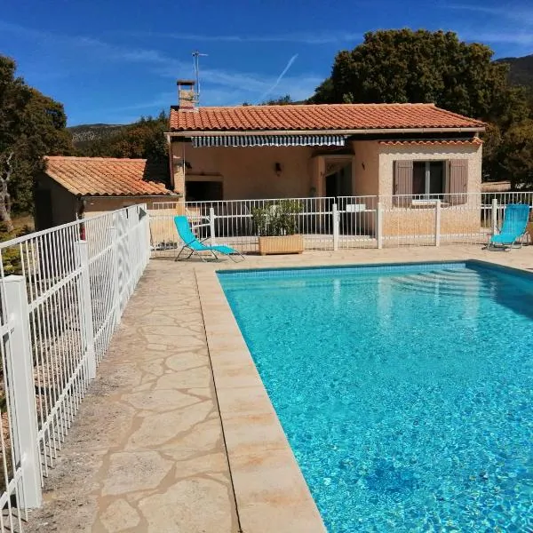 L'oustau des euses, hotel v destinaci Bédoin