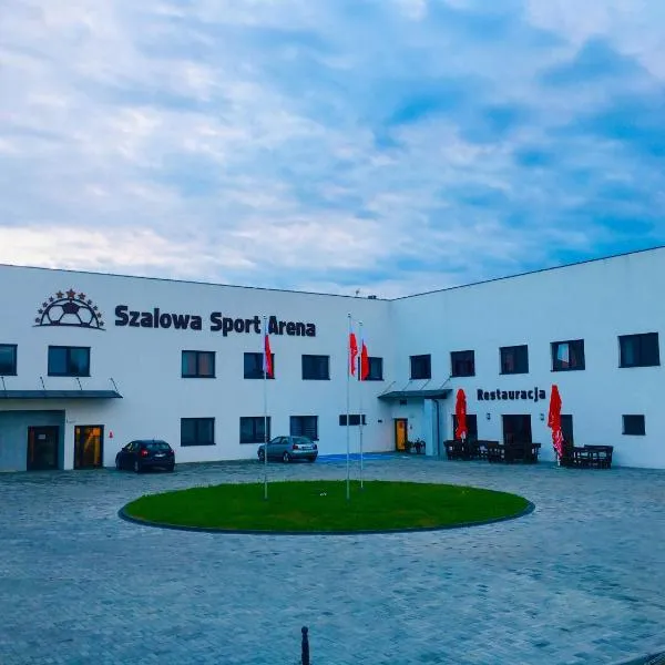 Szalowa Sport Arena, hotel in Łużna