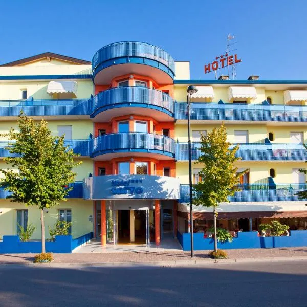 Hotel Catto Suisse, hotelli kohteessa Porto Santa Margherita di Caorle