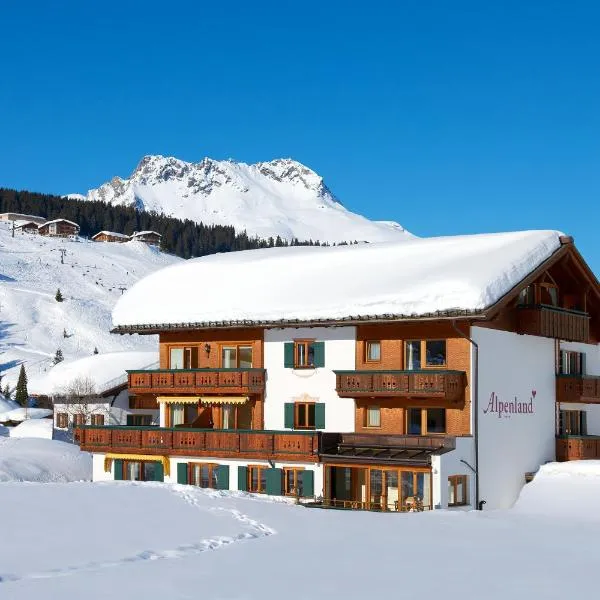 Alpenland - fein & klein, zentral und ruhig mit modernem Wellnessbereich, hotel v destinaci Lech am Arlberg