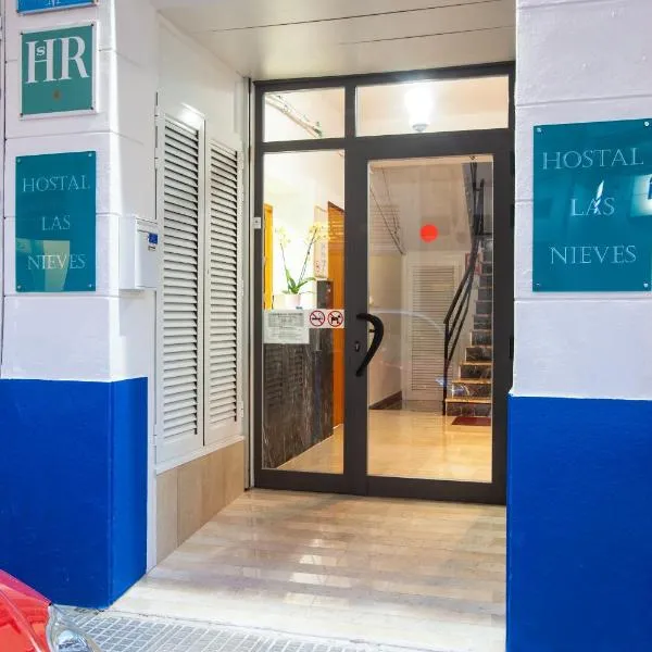 Hostal Las Nieves, hotel v destinaci Ibiza (město)