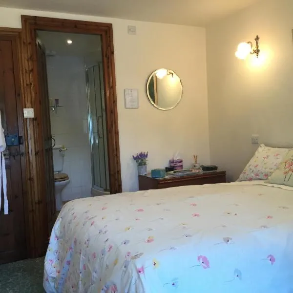 Li’le Hullets, 3 Seed Howe Cottages, hotel a Staveley