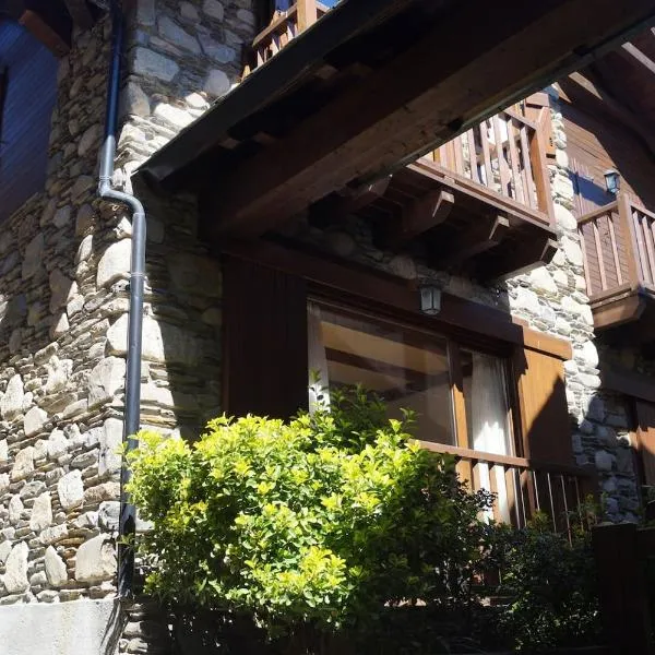 Acogedora casita en el Pallars, hotel in Isil
