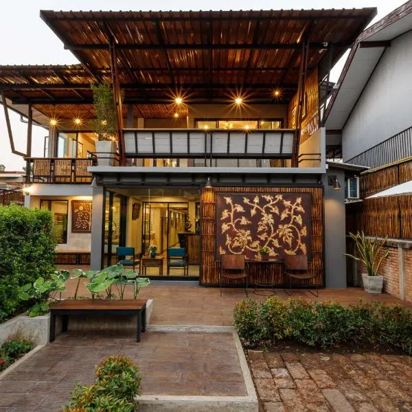 Hostel One Art and Gallery, hotel in Chiang Mai
