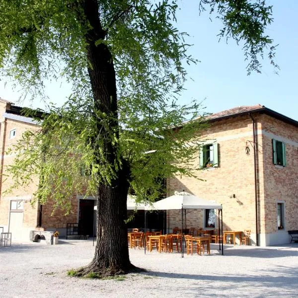 Agriturismo Le Giarine, готель у місті Fogliano Redipúglia
