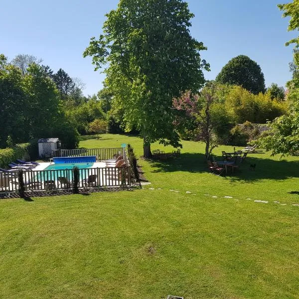 Hotel L'Aunette Cottage, hôtel à Chamant