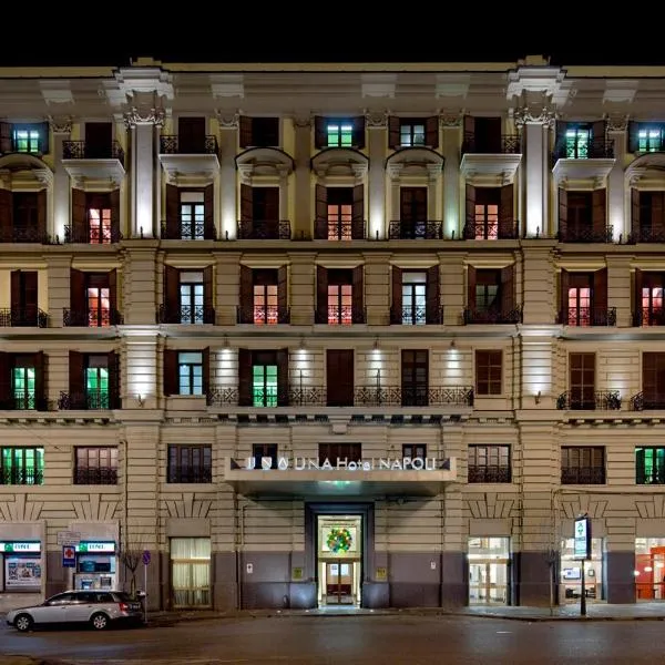 UNAHOTELS Napoli, hotel v Neapoli