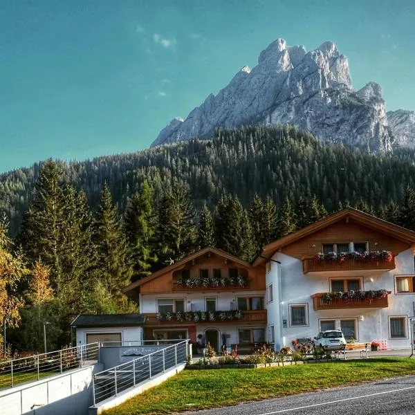 Residence Trenker Luis, hotel di Braies