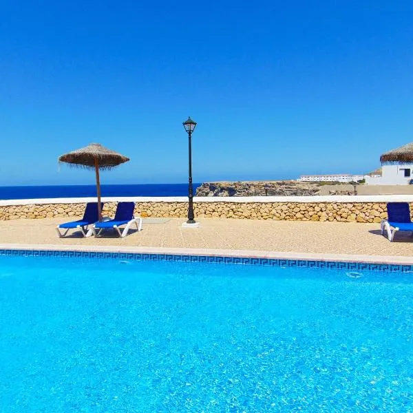 Apartamentos Moon Dreams Cabo de Baños, hotel v destinácii Cala en Blanes