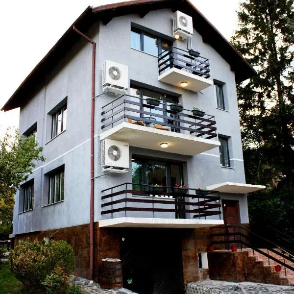 Bankya Guest House - Sofia, hotel a Pishtane