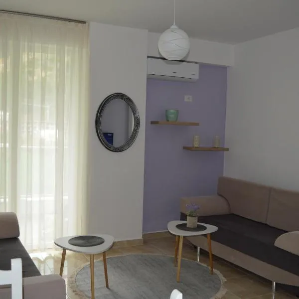 Blini Seaside Apartment, hotel in Shëngjin