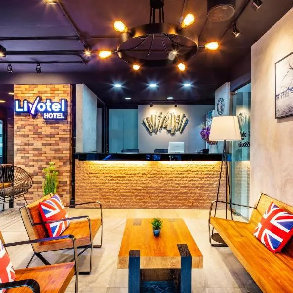 Livotel Express Hotel Bang Kruai Nonthaburi, hotell i Nonthaburi