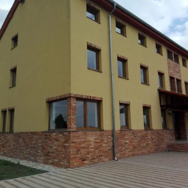 Penzión Petrov grunt, hotel v destinaci Košúty