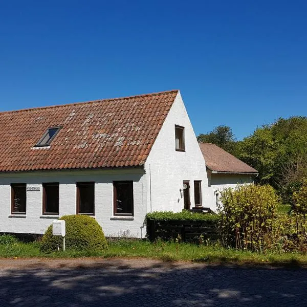 Sænehus Husmandssted, hotel v destinaci Allinge