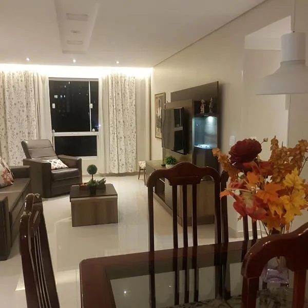 Apartamento de 3 quartos a 100 metros da Praia de Boa Viagem