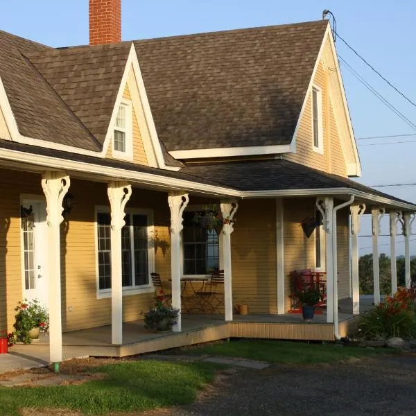 Gîte Au Blanc Marronnier, hotel en Racine