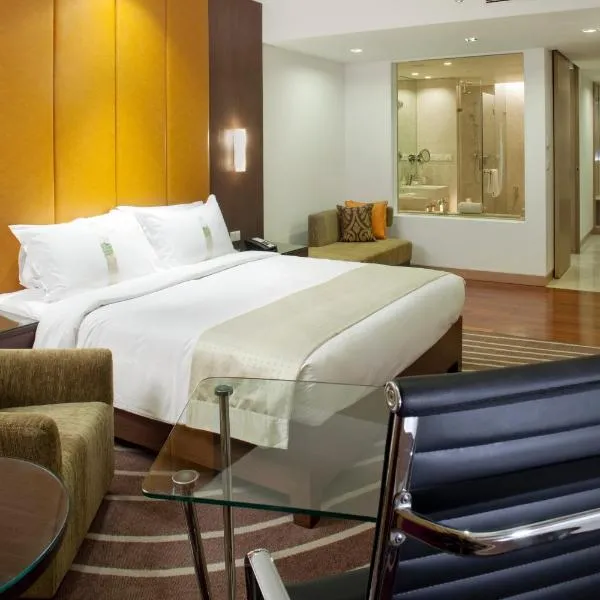 Holiday Inn Mumbai International Airport by IHG photo 2
