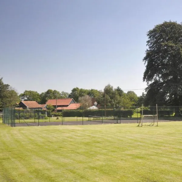 Partridge Lodge Self Catering houses, hotel in Woodbridge