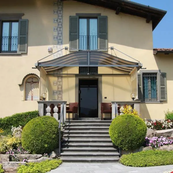 GALLERIA IMPERIALE Relais de Charme, hotel v destinácii Sarnico