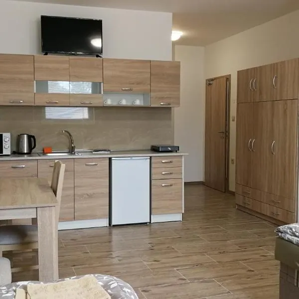 Apartmánové ubytovanie VKF, hotel v destinaci Volkovce