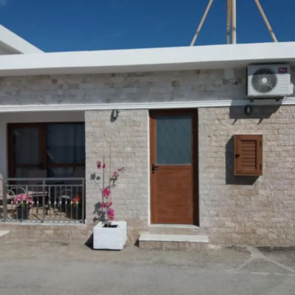Ellie's, hotel in Kardamaina
