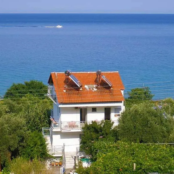 House Mantesos, hotel v destinaci Koinira