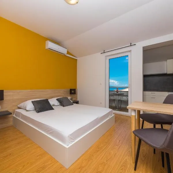 Apartments Gavran: Baška Voda şehrinde bir otel